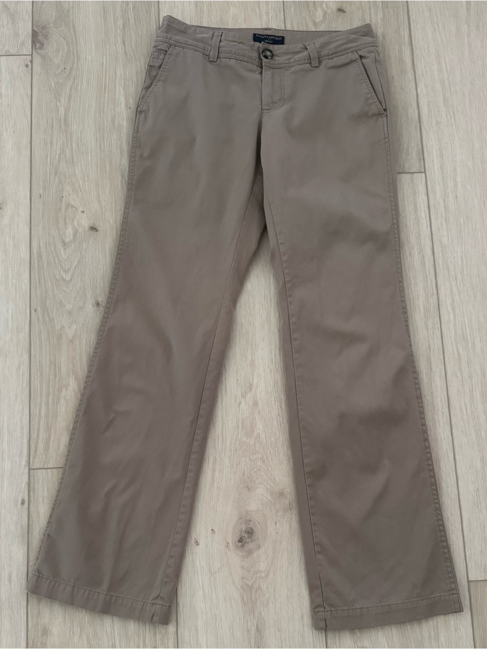 Banana Republic womens “Ryan” fit casual tan khaki pants wide leg flat front 4